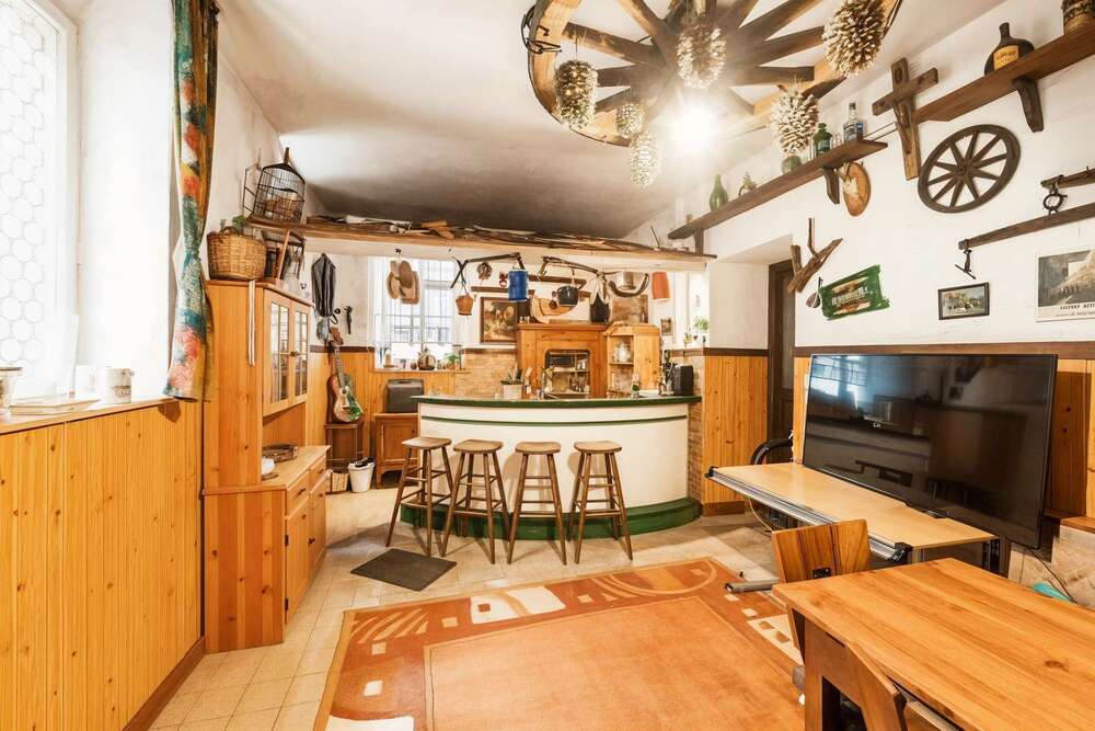 Thumbnail-Haus zum Kaufen in Wertheim 380.000,00 € 225 m²