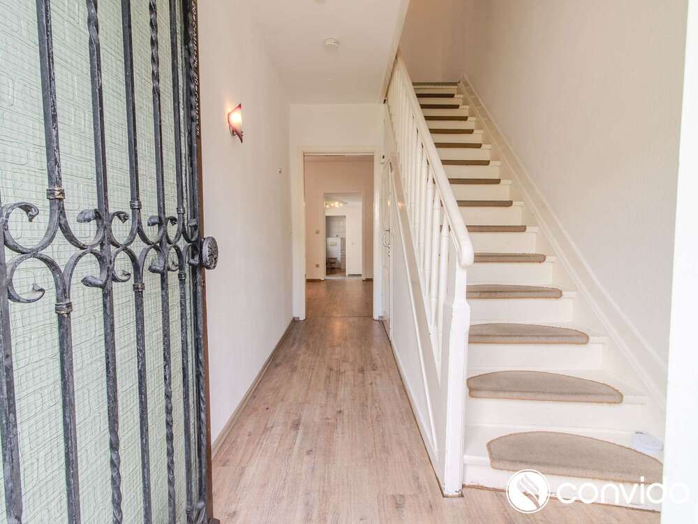 Thumbnail-Haus zum Kaufen in Essen 325.000,00 € 121.41 m²