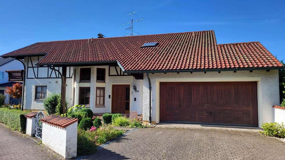 Thumbnail-Haus zum Kaufen in Dornstetten 640.000,00 € 310 m²