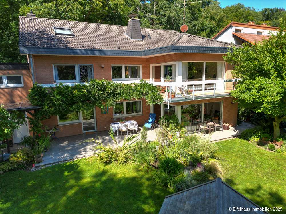 Thumbnail-Haus zum Kaufen in Euskirchen-Kreuzweingarten 548.000,00 € 226.48 m²