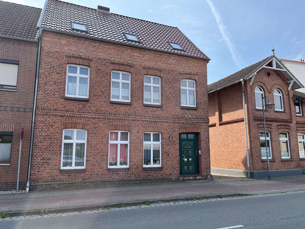 Thumbnail-Wohnung zum Mieten in Neustadt-Glewe 250,00 € 30 m²