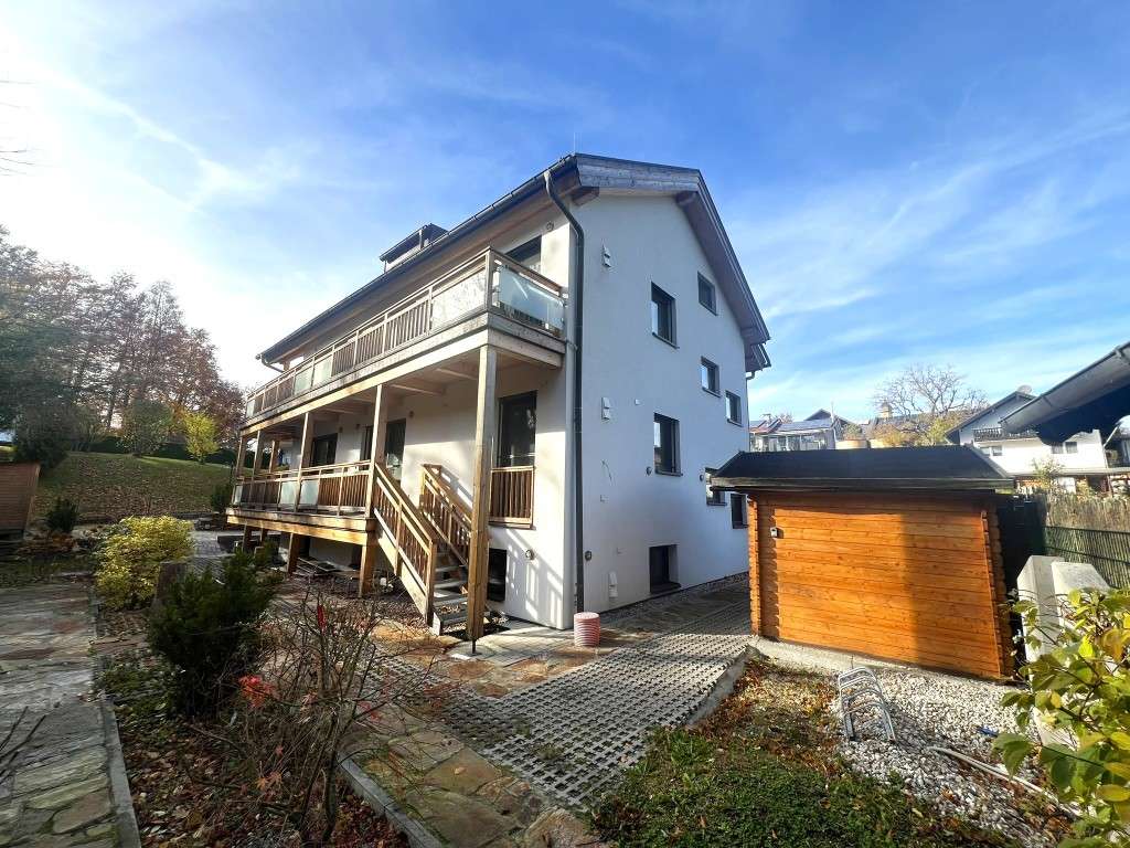 Thumbnail-Haus zum Kaufen in Berg-Allmannshausen 1.900.000,00 € 174.27 m²