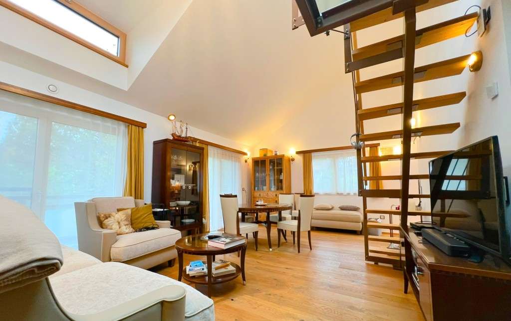 Thumbnail-Haus zum Kaufen in Berg-Allmannshausen 1.900.000,00 € 174.27 m²