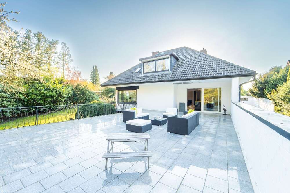 Thumbnail-Haus zum Kaufen in Quickborn 999.999,00 € 234.04 m²