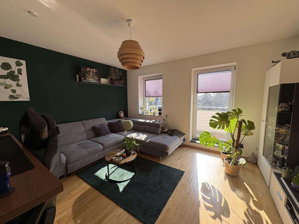 Thumbnail-Wohnung zum Mieten in Zwickau 434,00 € 53.2 m²