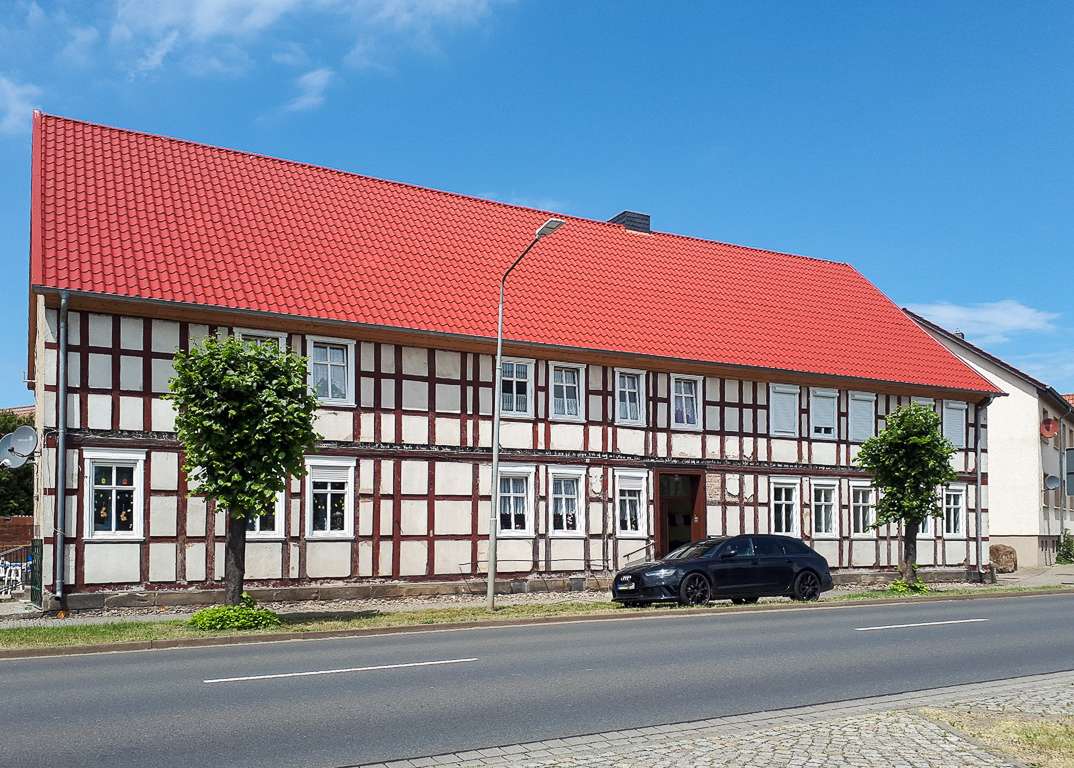 Thumbnail-Haus zum Kaufen in Gardelegen 225.000,00 € 447 m²