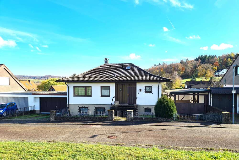 Thumbnail-Haus zum Kaufen in Keltern 390.000,00 € 190 m²