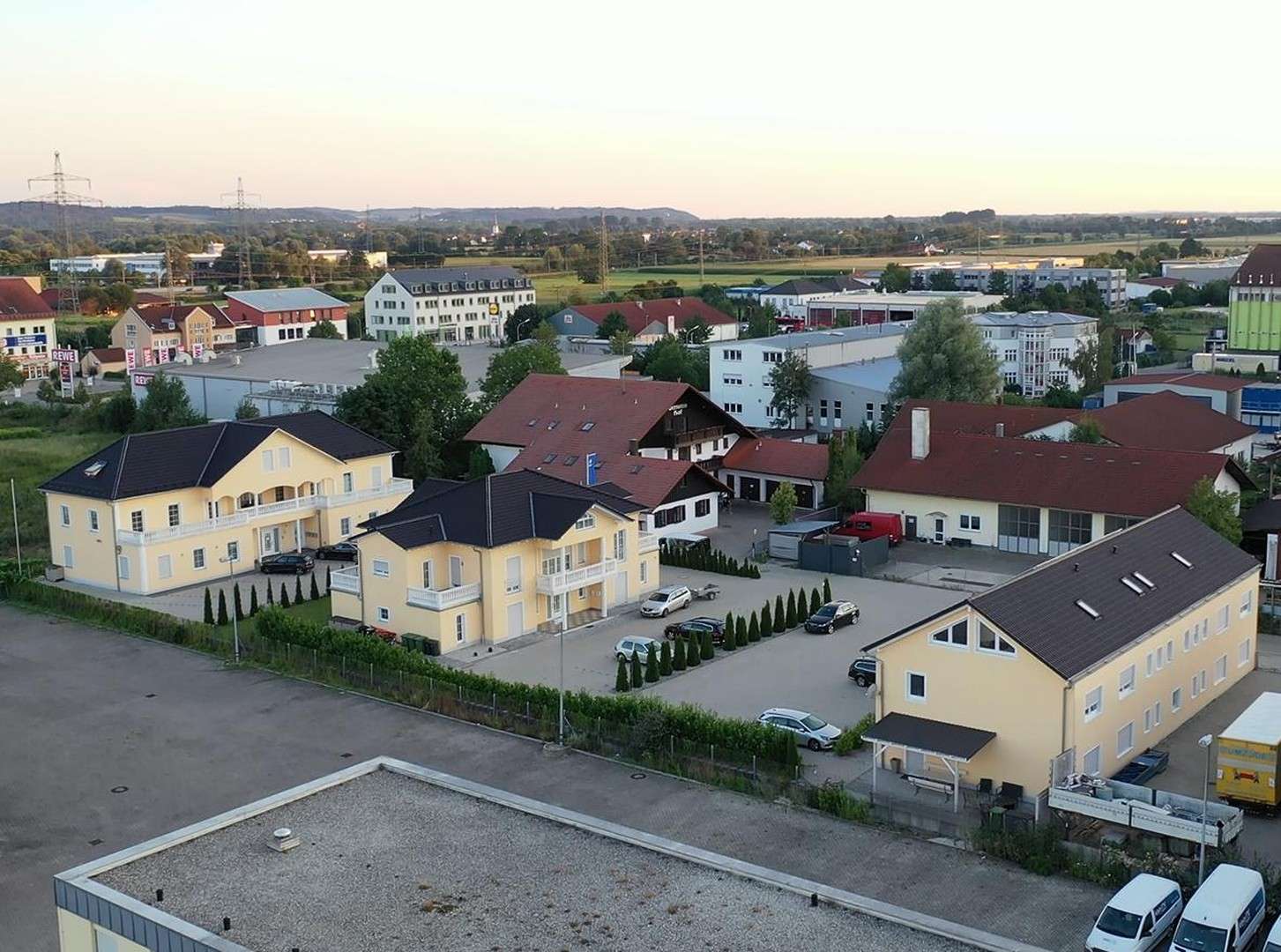Thumbnail-Büro in Altdorf 1.300,00 € 200 m²