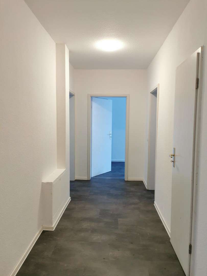 Thumbnail-Wohnung zum Mieten in Gera 590,00 € 92.35 m²