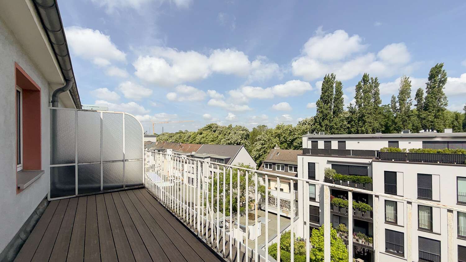 Thumbnail-Wohnung zum Mieten in Düsseldorf 1.380,37 € 82.17 m²