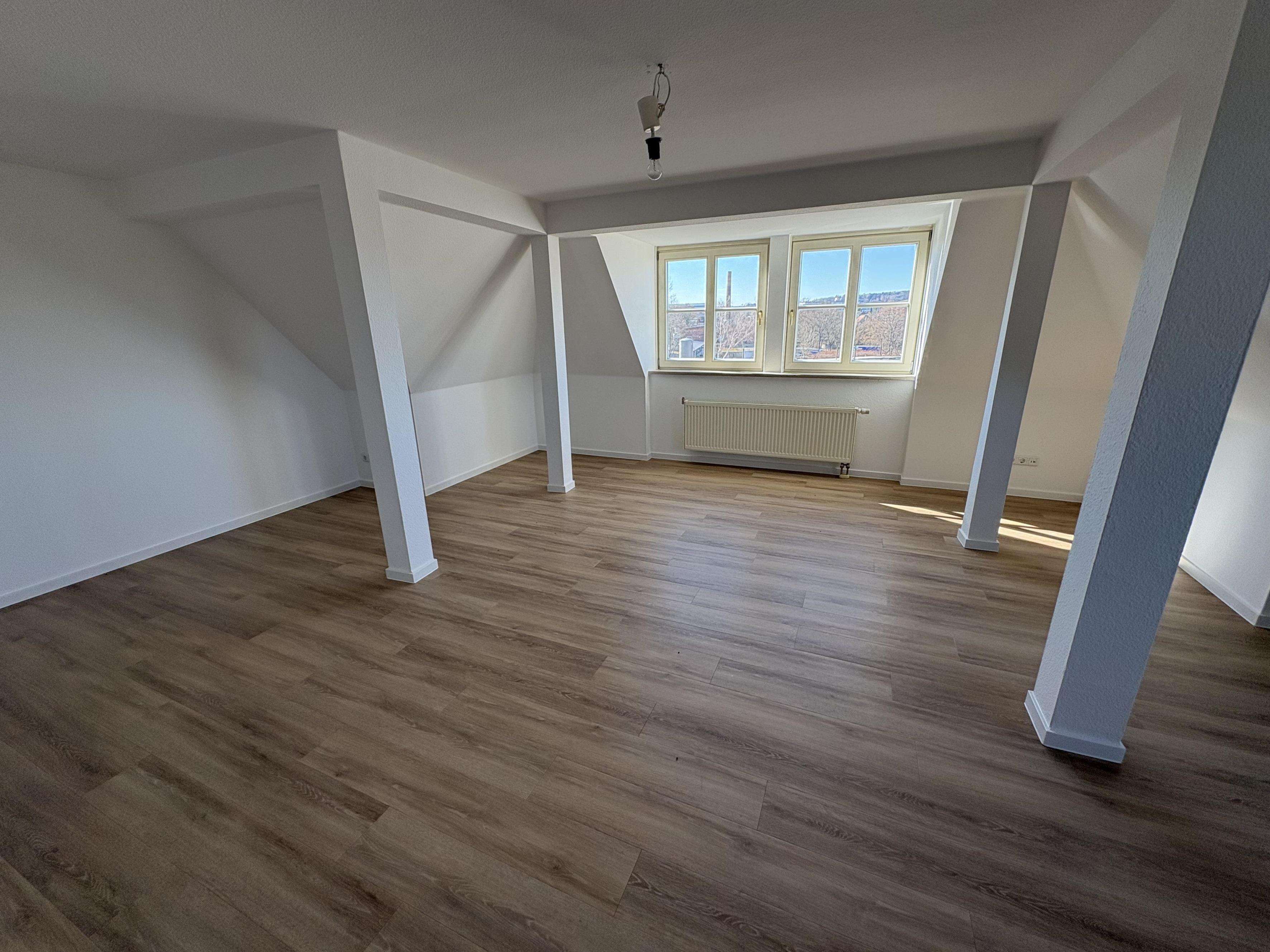 Thumbnail-Wohnung zum Mieten in Zwickau 399,00 € 60.62 m²