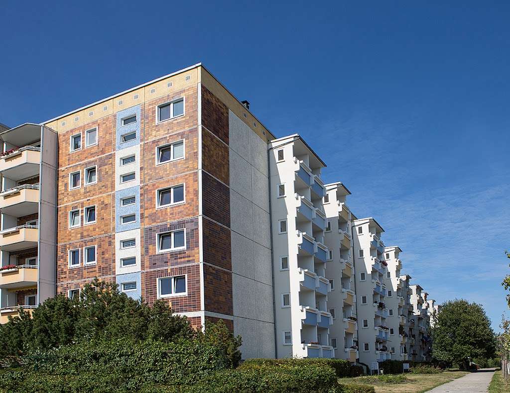 Thumbnail-Wohnung zum Mieten in Rostock 406,00 € 61.85 m²