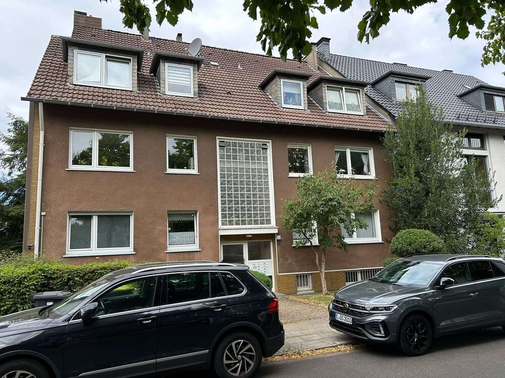 Thumbnail-Wohnung zum Mieten in Essen 425,00 € 42.65 m²