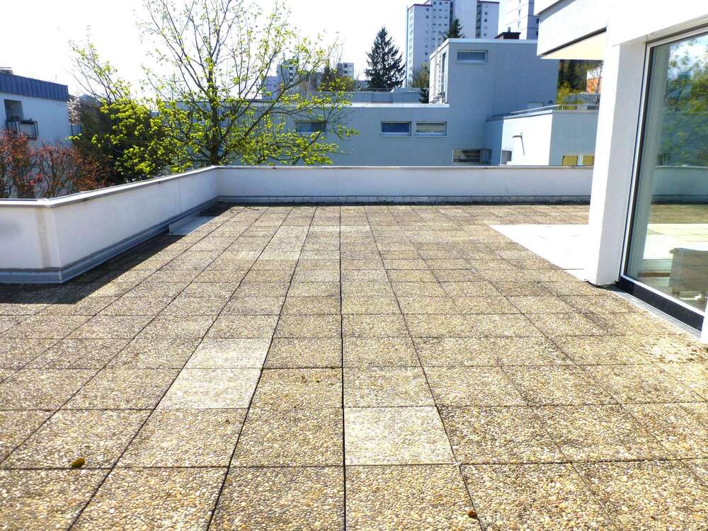 Thumbnail-Wohnung zum Kaufen in Frankfurt 588.000,00 € 160 m²