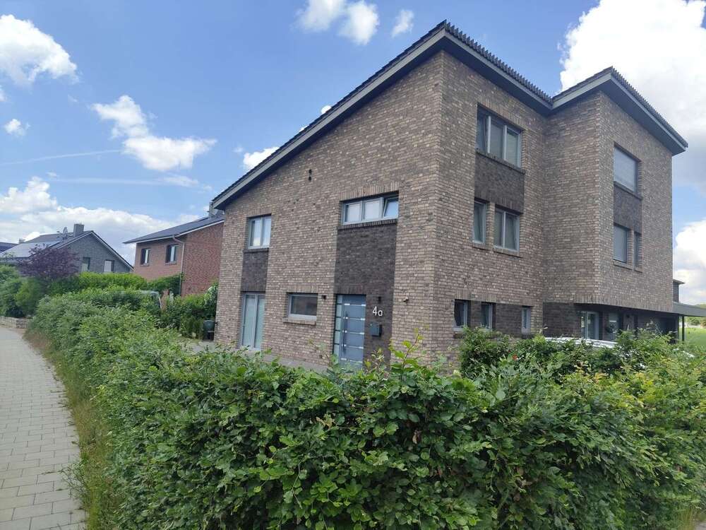 Thumbnail-Haus zum Mieten in Stade 1.750,00 € 125 m²