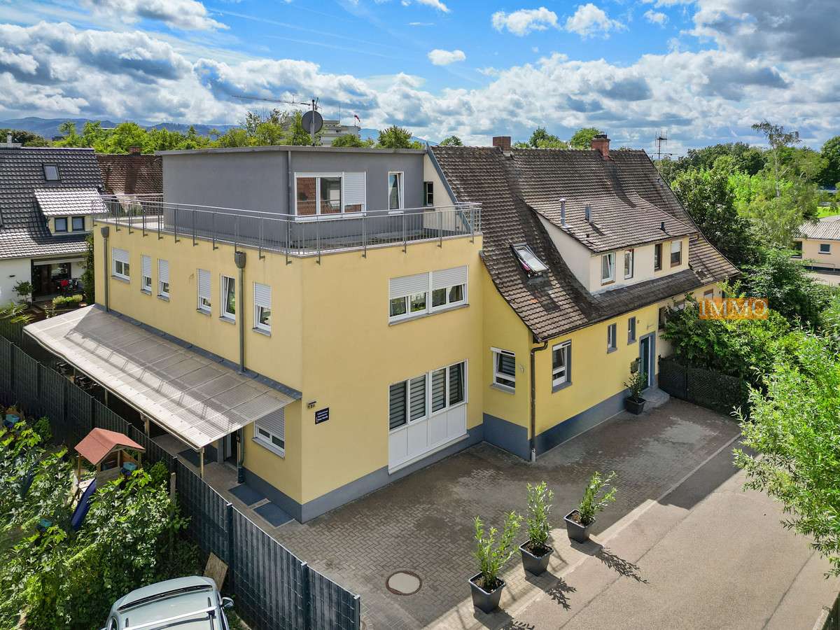 Thumbnail-Haus zum Kaufen in Bad Krozingen 1.750.000,00 € 310 m²