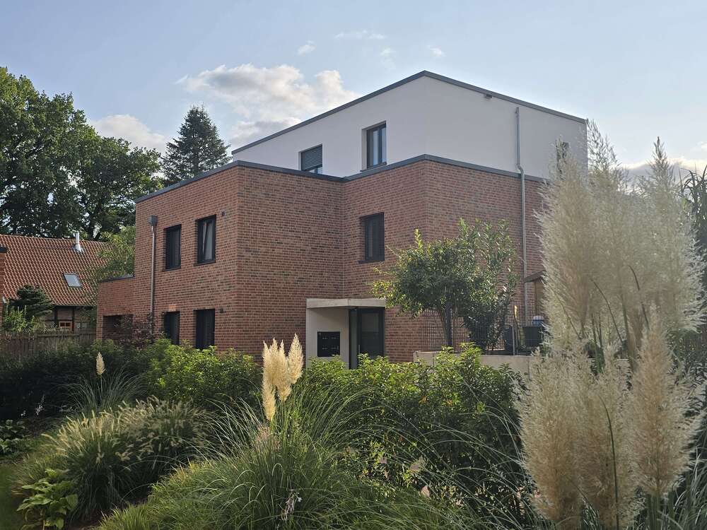 Thumbnail-Wohnung zum Mieten in Burgwedel 1.215,00 € 91 m²
