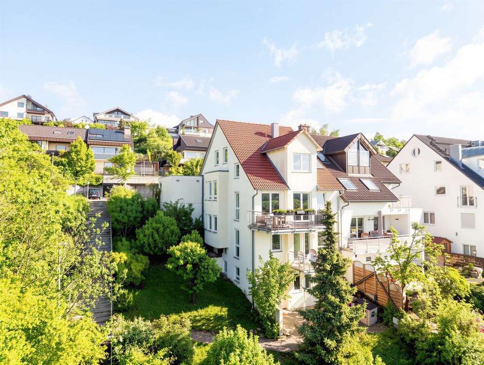 Thumbnail-Haus zum Kaufen in Holzgerlingen 949.000,00 € 241 m²