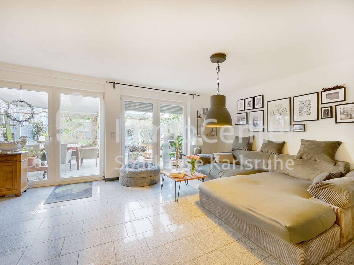 Thumbnail-Haus zum Kaufen in Bruchsal Helmsheim 449.000,00 € 169.55 m²