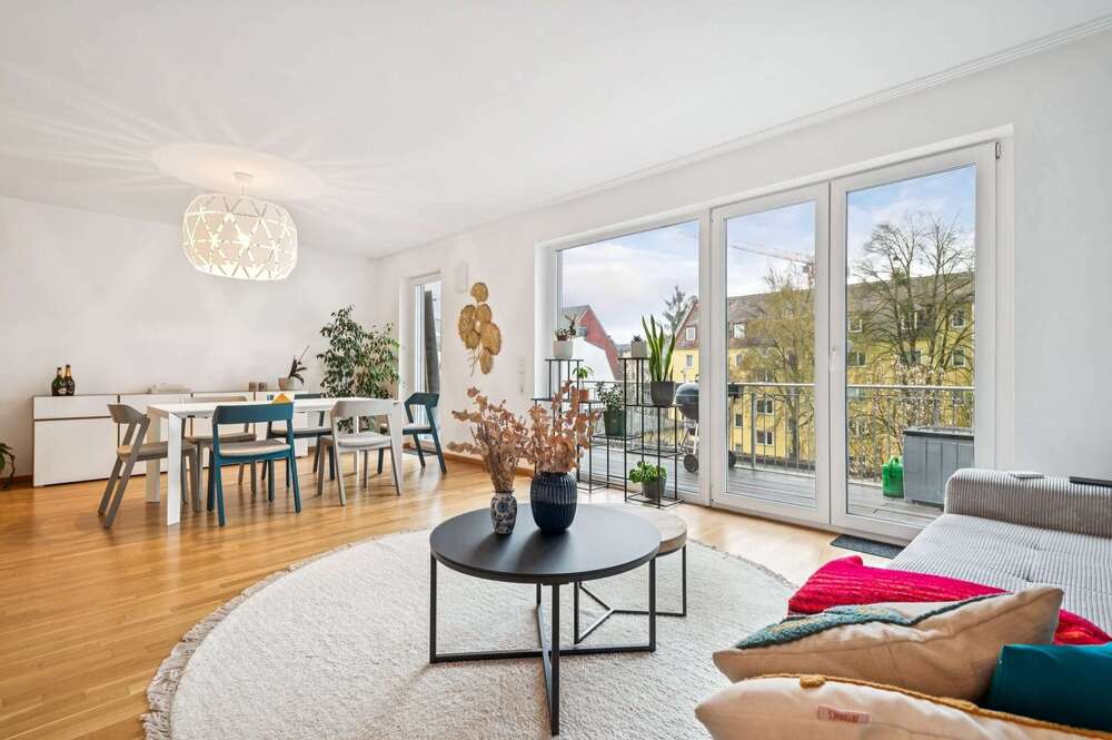 Thumbnail-Wohnung zum Kaufen in München 1.099.000,00 € 122.15 m²
