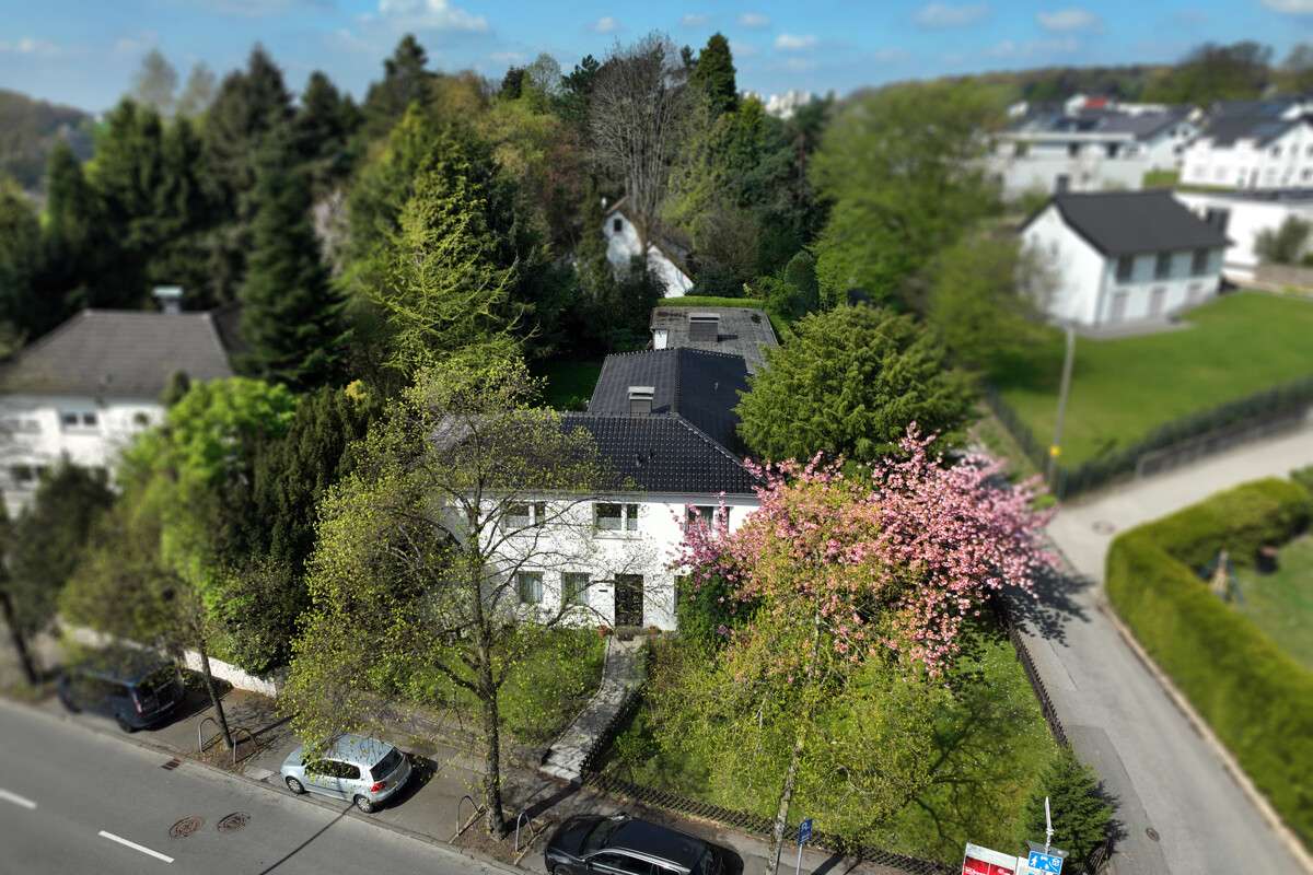 Thumbnail-Haus zum Kaufen in Wuppertal 689.000,00 € 211.82 m²