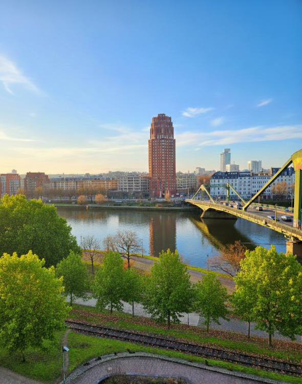 Thumbnail-Wohnung zum Mieten in Frankfurt am Main 4.000,00 € 170 m²