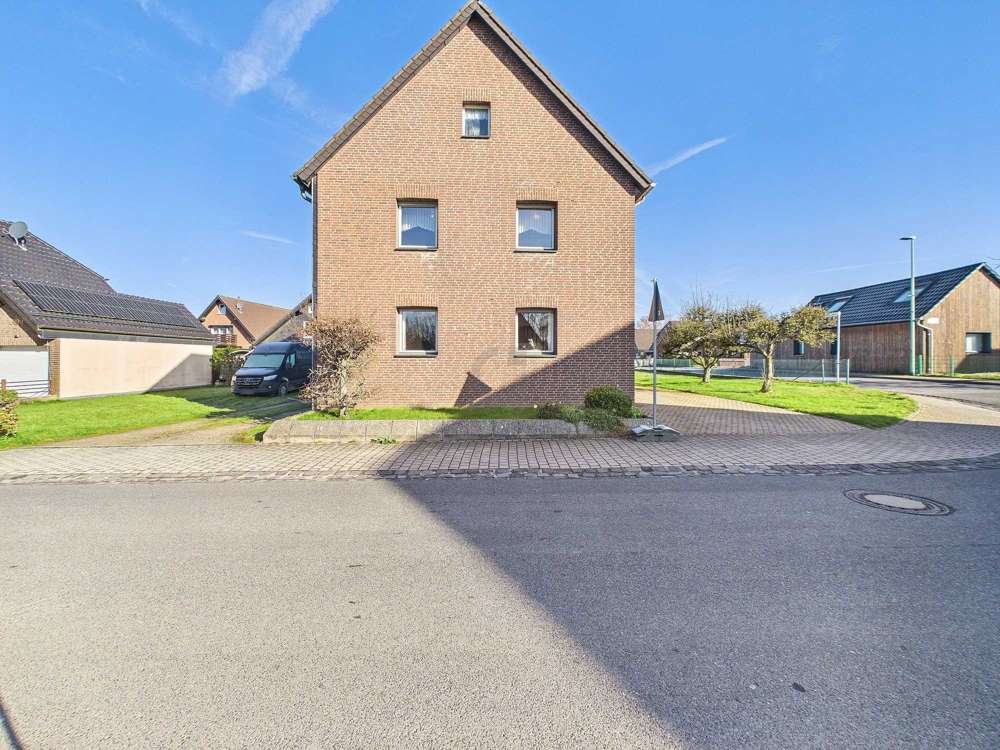 Thumbnail-Haus zum Kaufen in Hürtgenwald Großhau 299.000,00 € 142.5 m²