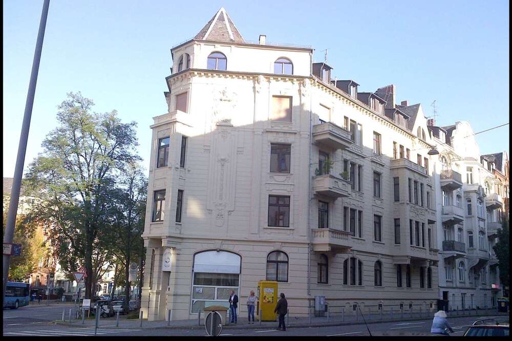 Thumbnail-Wohnung zum Kaufen in Wiesbaden 399.000,00 € 90 m²
