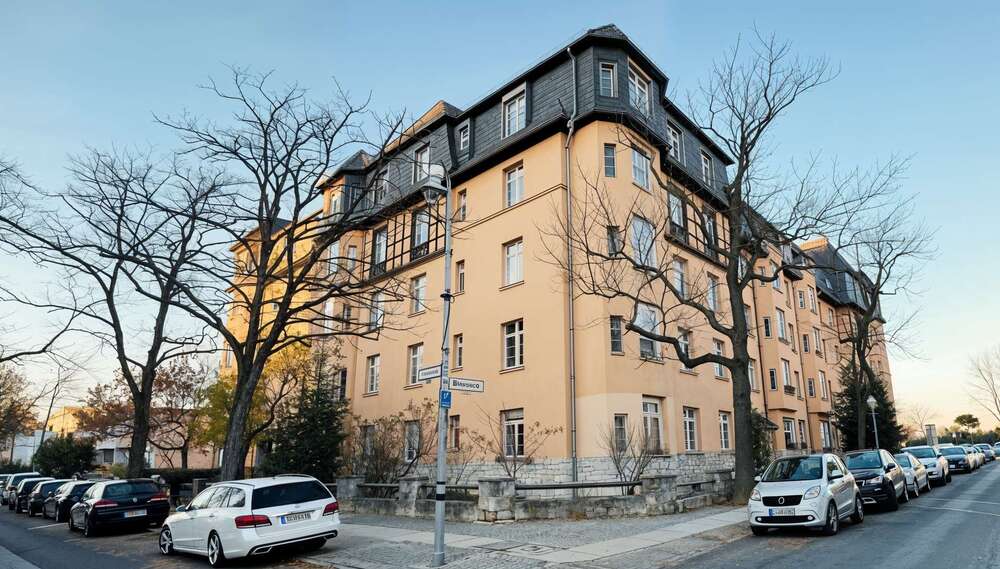 Thumbnail-Wohnung zum Kaufen in Berlin 690.000,00 € 145 m²