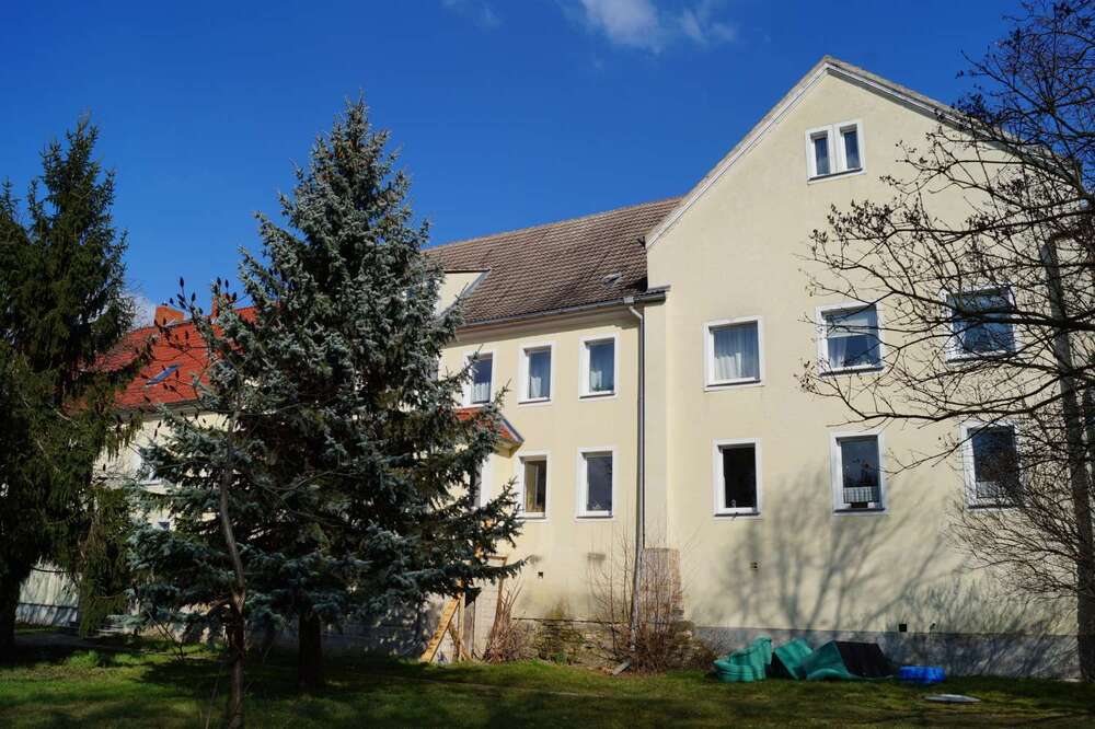 Thumbnail-Wohnung zum Mieten in Salzatal OT Beesenstedt 340,00 € 72 m²