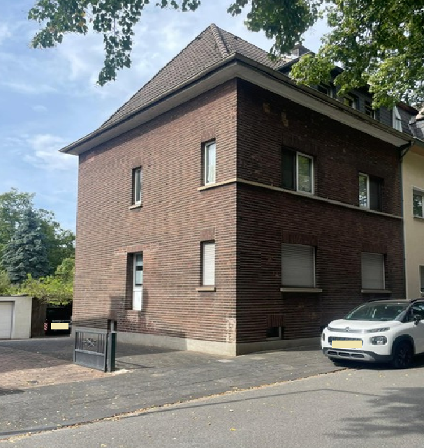 Thumbnail-Haus zum Kaufen in Duisburg 390.000,00 € 165 m²