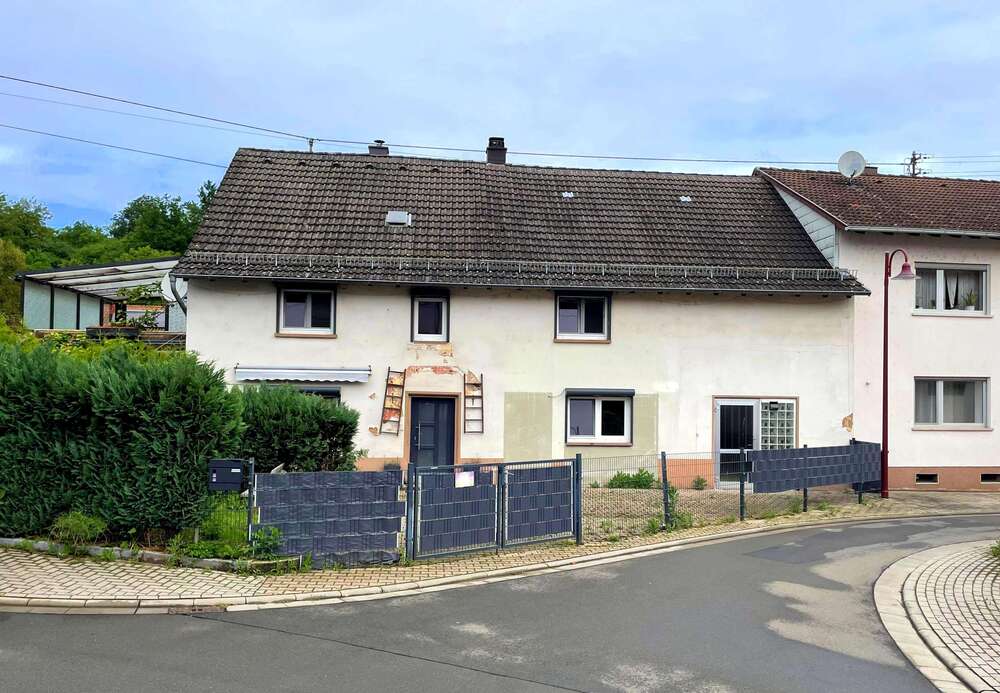 Thumbnail-Haus zum Kaufen in Nanzdietschweiler 99.000,00 € 183.39 m²