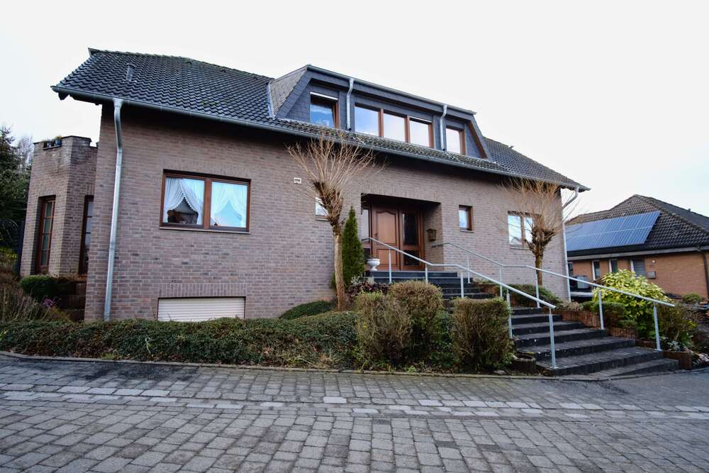 Thumbnail-Haus zum Kaufen in Langerwehe 930.000,00 € 248 m²