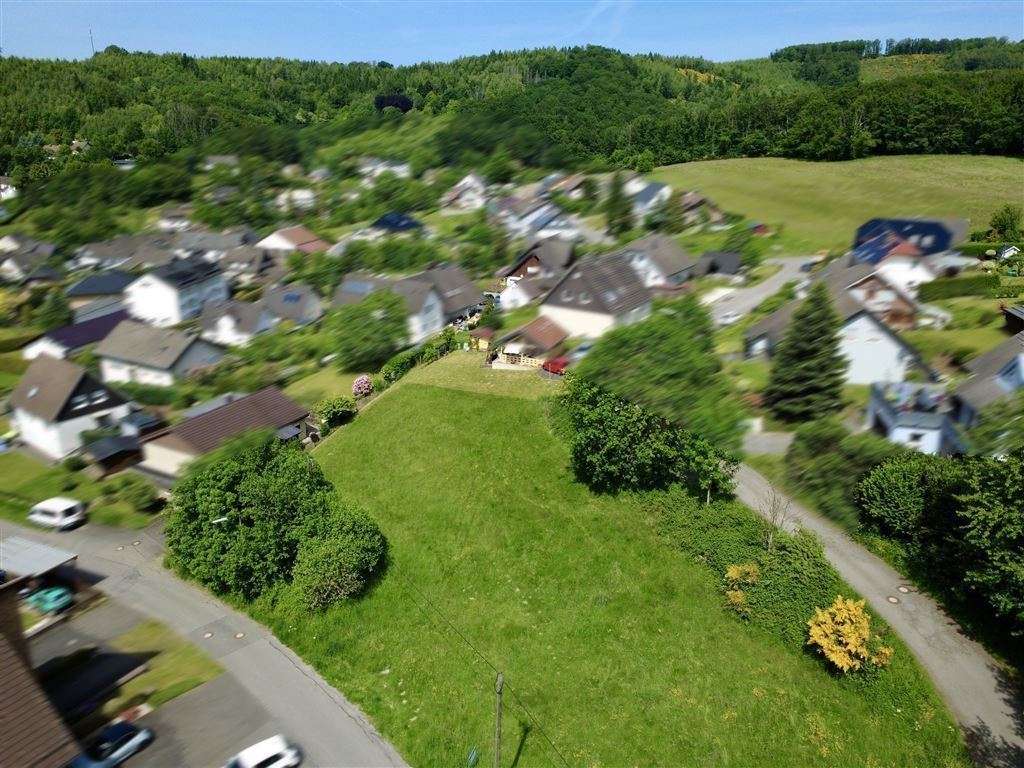 Thumbnail-Grundstück zu verkaufen in Bergneustadt 168.000,00 € 1429 m²