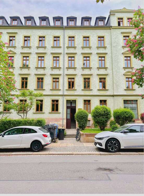 Thumbnail-Haus zum Kaufen in Chemnitz 985.000,00 € 1261 m²