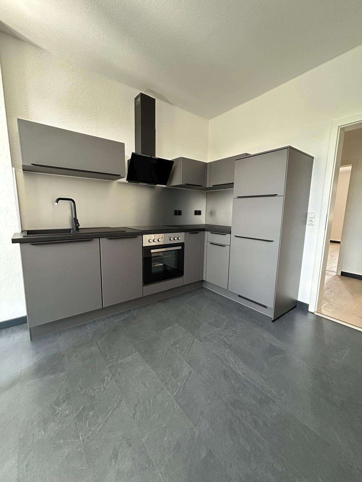 Thumbnail-Wohnung zum Mieten in Zwickau 563,00 € 75.16 m²