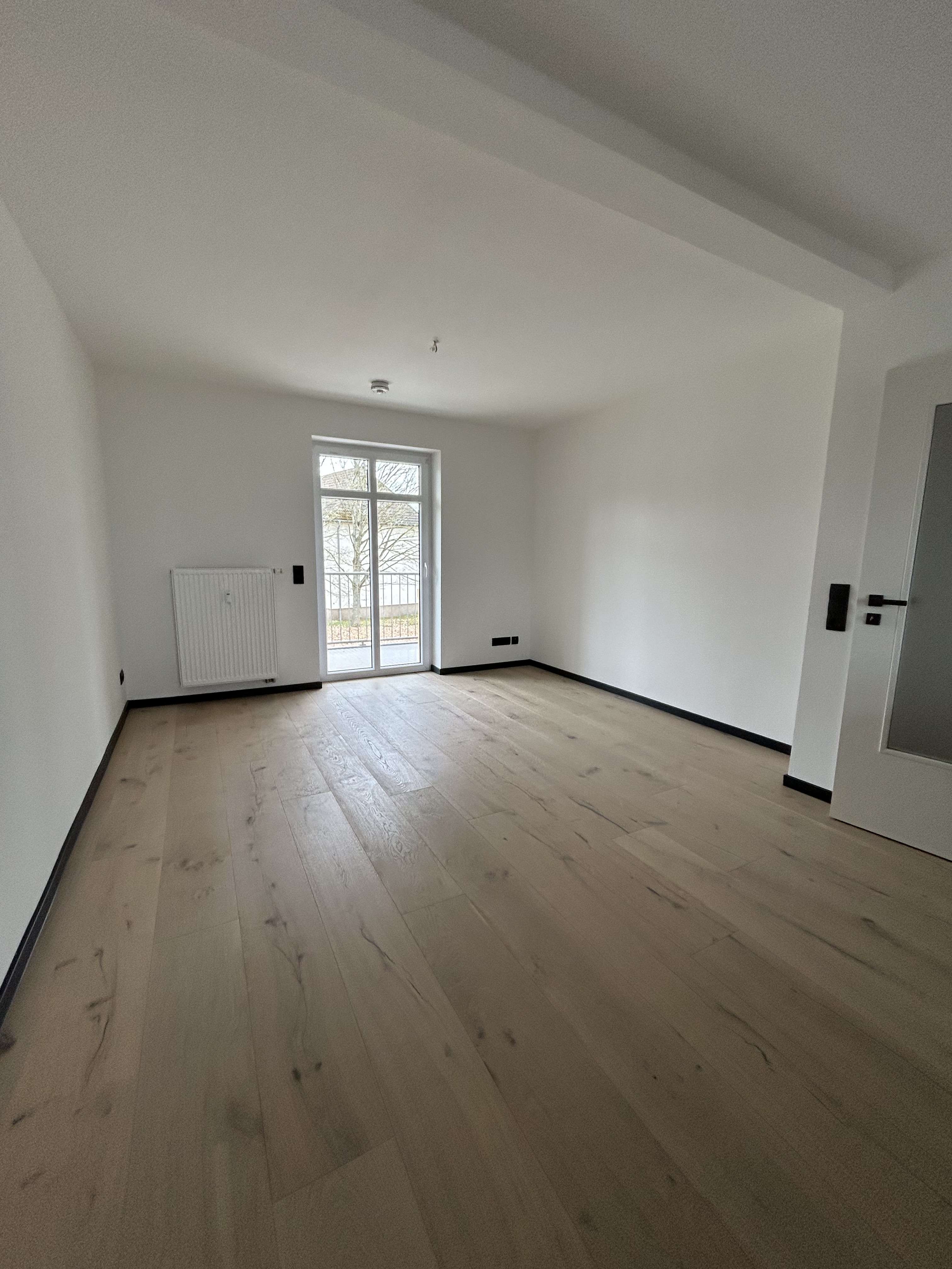 Thumbnail-Wohnung zum Mieten in Glauchau 340,00 € 45.19 m²