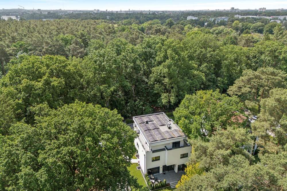 Thumbnail-Haus zum Kaufen in Berlin 2.200.000,00 €