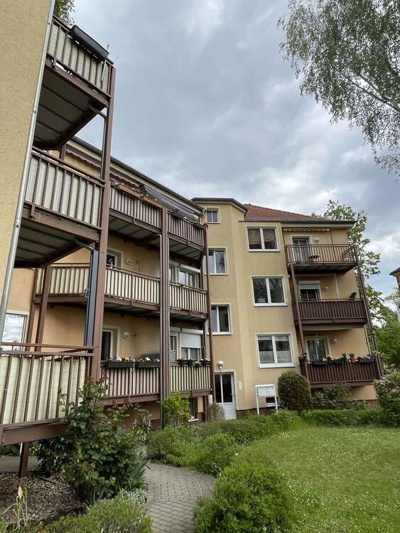 Thumbnail-Wohnung zum Kaufen in Dresden 210.000,00 € 80.91 m²