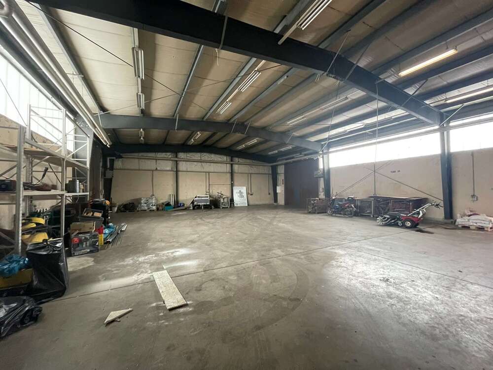 Thumbnail-Halle in Butzbach 2.000,00 € 312 m²