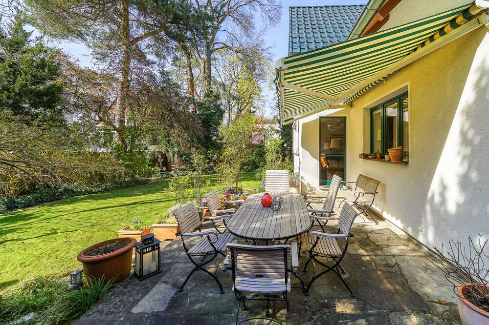 Thumbnail-Haus zum Kaufen in Berlin 2.199.900,00 € 268 m²