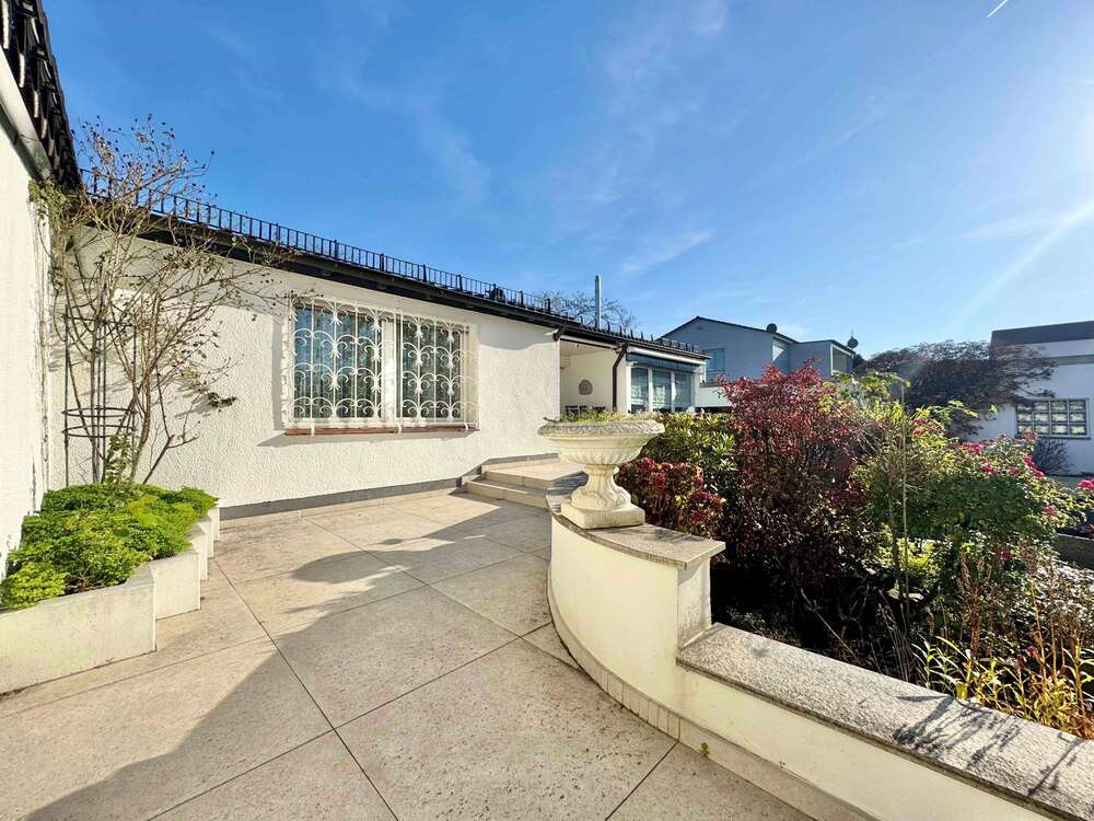 Thumbnail-Haus zum Kaufen in Haan 699.000,00 € 192 m²