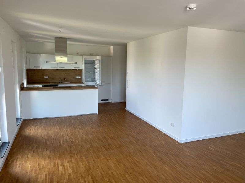 Thumbnail-Wohnung zum Mieten in Erlangen 1.343,85 € 101.27 m²