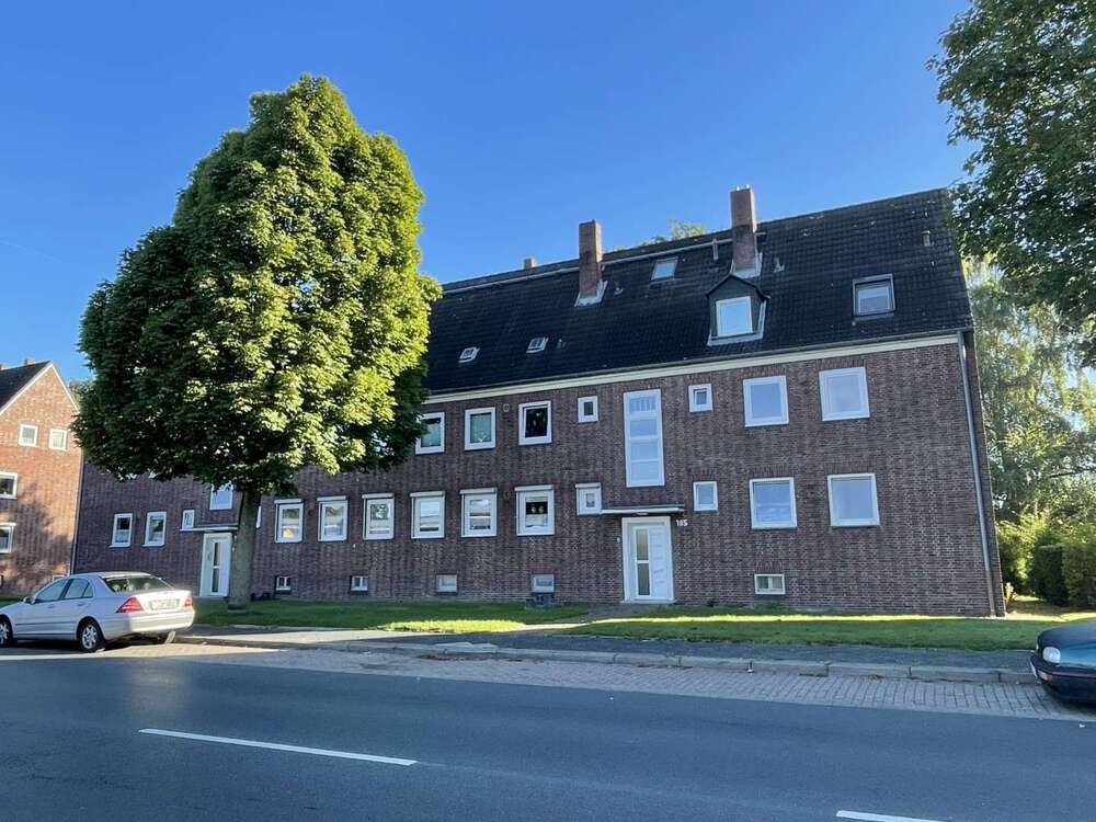 Thumbnail-Wohnung zum Kaufen in Wilhelmshaven 60.500,00 € 58.96 m²
