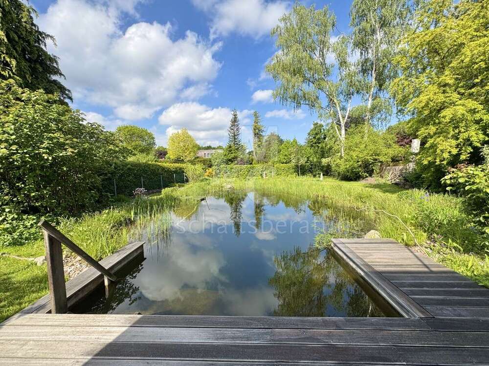 Thumbnail-Haus zum Kaufen in Hannover Isernhagen-Süd 2.100.000,00 € 217 m²