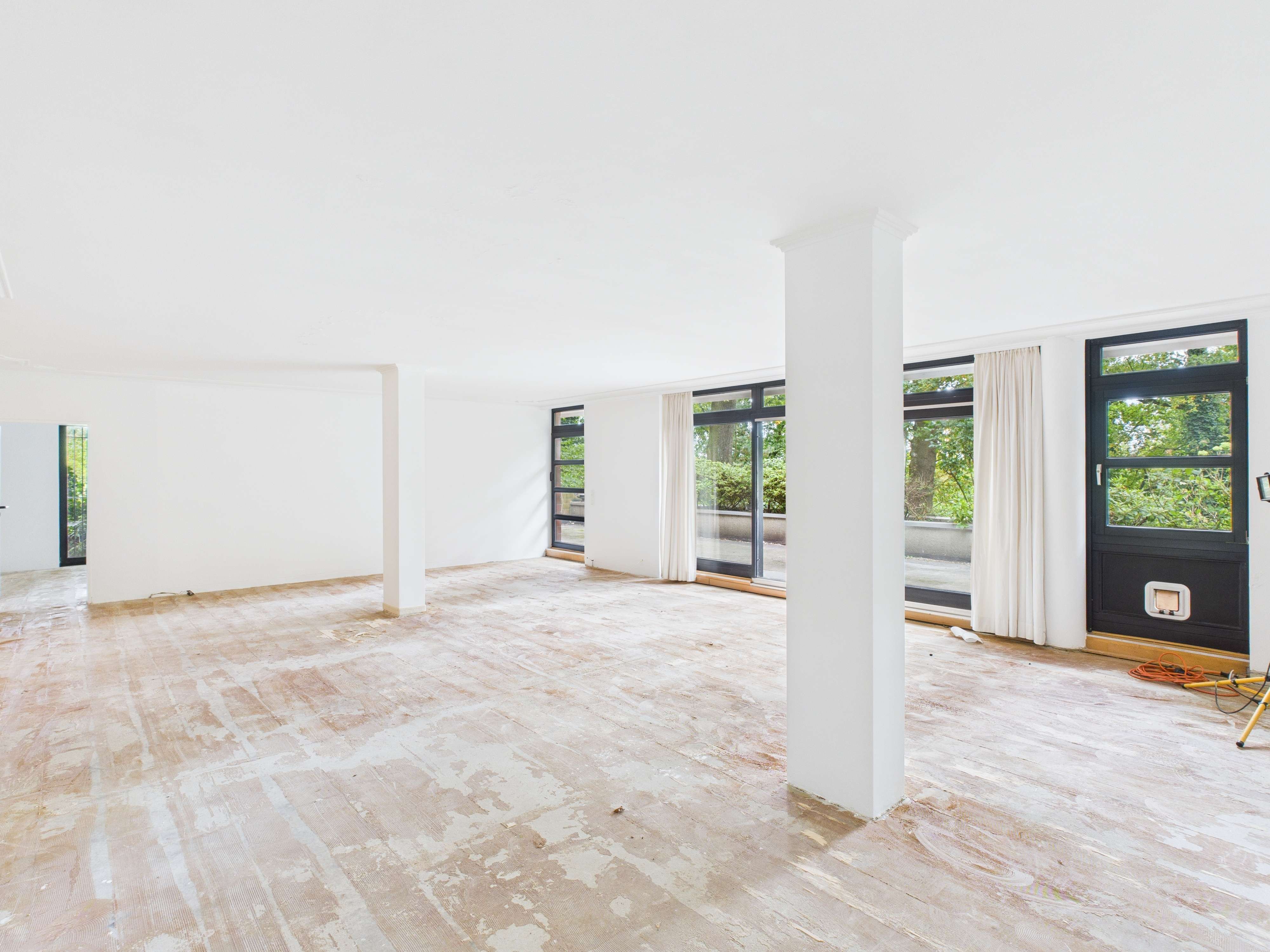 Thumbnail-Wohnung zum Kaufen in Düsseldorf 800.000,00 € 178 m²