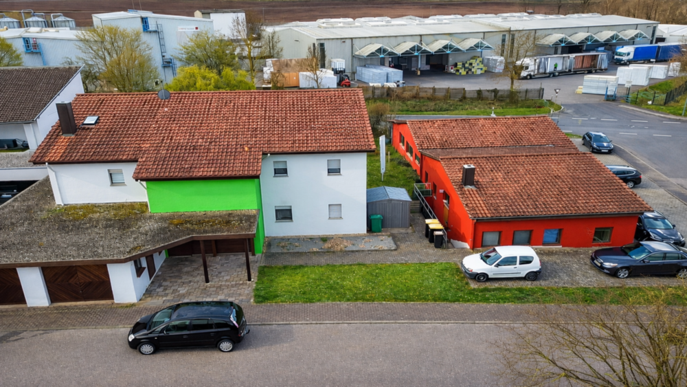 Thumbnail-Haus zum Kaufen in Grombach 585.000,00 € 256 m²