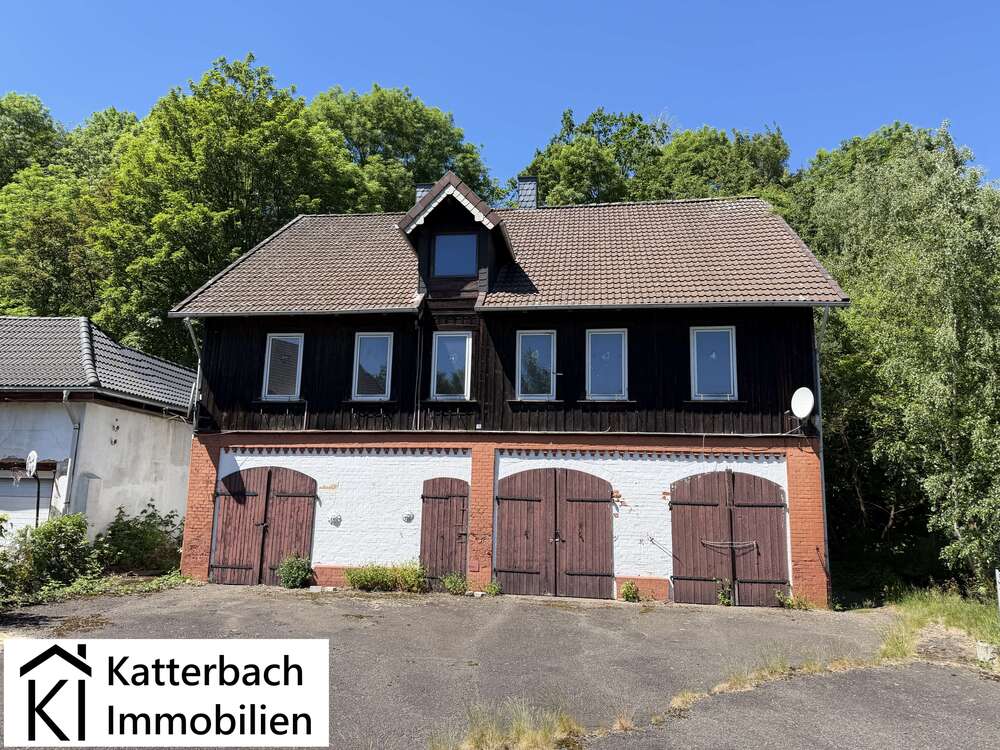Thumbnail-Haus zum Kaufen in Oker 87.000,00 € 141 m²