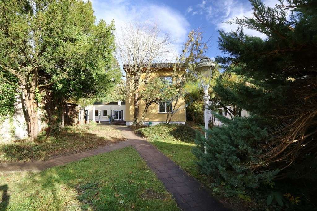 Thumbnail-Haus zum Kaufen in Darmstadt 1.100.000,00 € 213.03 m²