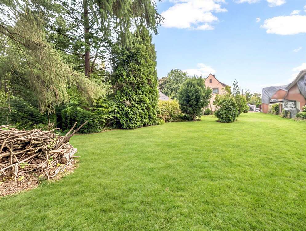 Thumbnail-Grundstück zu verkaufen in Halstenbek 550.000,00 € 1074 m²